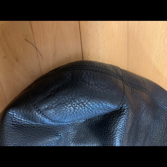 Gucci hobo bag in great condition! - Picture 5 of 8